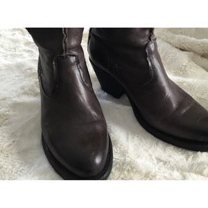 Women’s Frye boots.